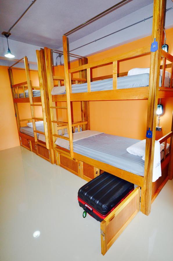 Nomad Hostel Krabi By Eksteriør billede